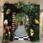 18 Alice In Wonderland Outdoor Decorations c0105d7359e405d1e5aeee89be7140ec